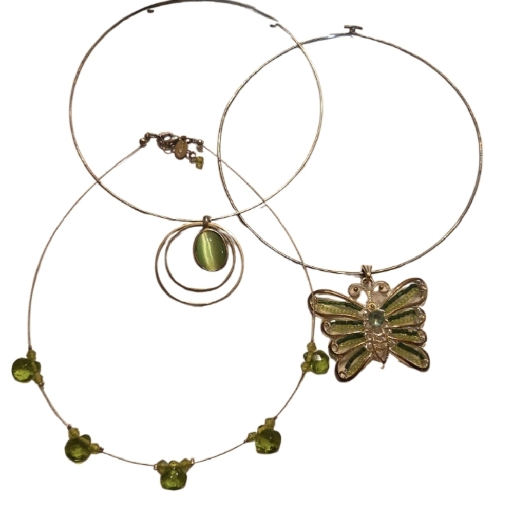 Vintage Y2k Silver and Green Butterfly Necklace Set